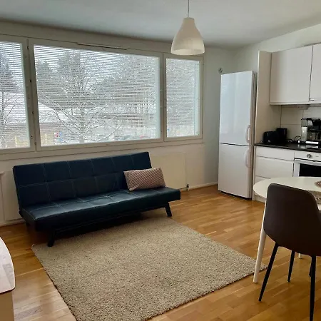 Metsaestaejaenkadun Yksioe Apartment