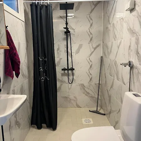 Apartment Metsaestaejaenkadun Yksioe *