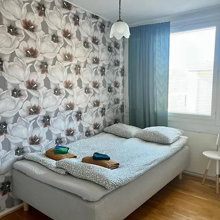 公寓 Metsaestaejaenkadun Yksioe *