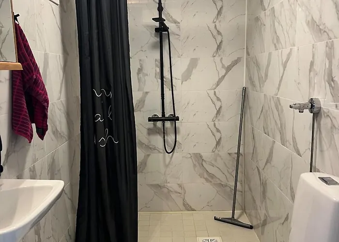 公寓 Metsaestaejaenkadun Yksioe *